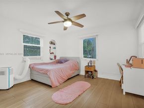 900 Tyler St, Hollywood FL 33019