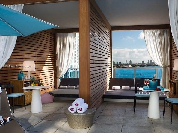 200 Biscayne Boulevard Way 3608, Miami FL 33131
