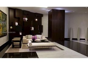200 Biscayne Boulevard Way 3608, Miami FL 33131