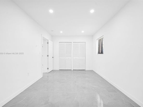 8280 NW 5th Ave, Miami FL 33150