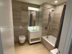 300 E Collins Ave 2D, Miami Beach FL 33139