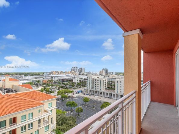 7350 SW 89th St 1103S, Miami FL 33156