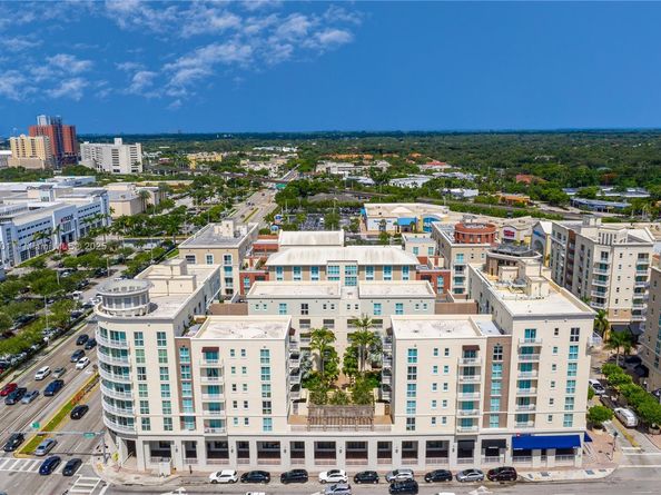 7350 SW 89th St 1103S, Miami FL 33156