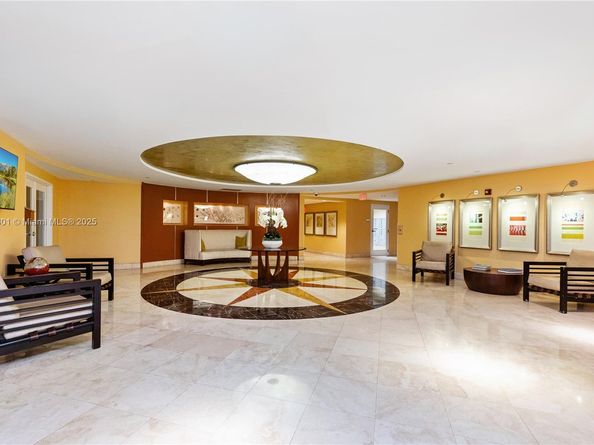 7350 SW 89th St 1103S, Miami FL 33156