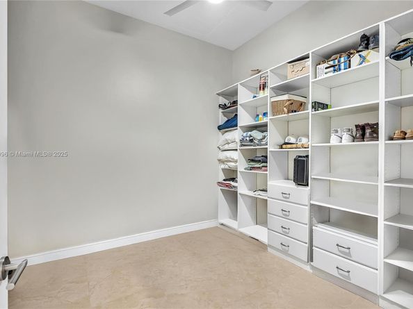3029 NE 188th St 503, Aventura FL 33180