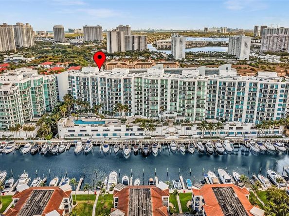 3029 NE 188th St 503, Aventura FL 33180