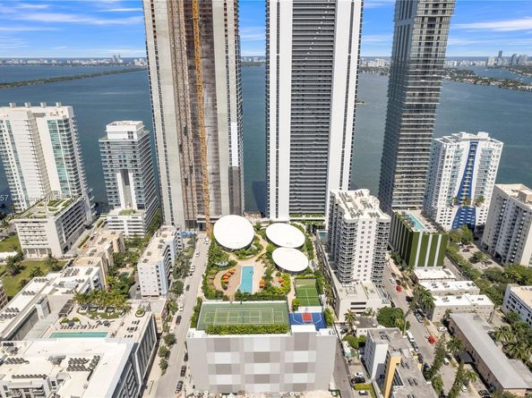 700 NE 24th St 4402, Miami FL 33137