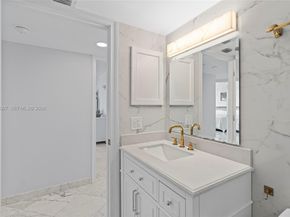 3500 Mystic Pointe Dr 2908, Aventura FL 33180