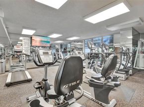 3500 Mystic Pointe Dr 2908, Aventura FL 33180