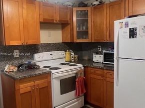 3366 Thomas Ave, Miami FL 33133