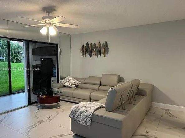 4073 NW 22nd St 226D, Coconut Creek FL 33066