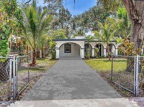 936 NE 132nd St, North Miami FL 33161