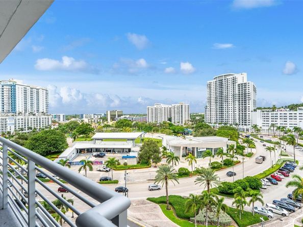 1720 Harrison St 9F, Hollywood FL 33020