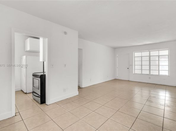 7525 NE Miami Ct, Miami FL 33138