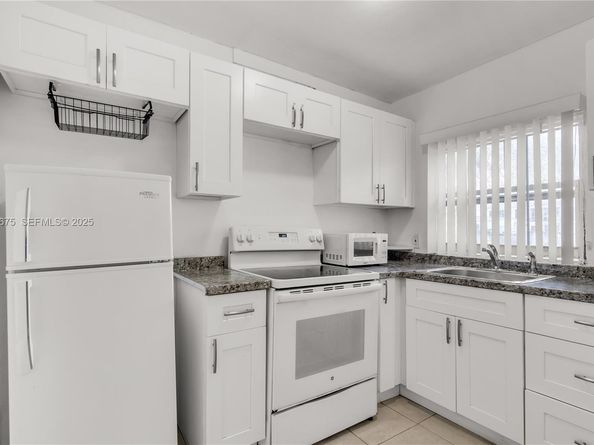 7525 NE Miami Ct, Miami FL 33138