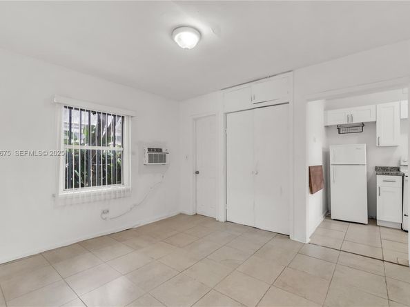 7525 NE Miami Ct, Miami FL 33138