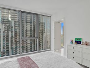 300 Biscayne Boulevard Way 3304C, Miami FL 33131