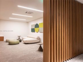 300 Biscayne Boulevard Way 3304C, Miami FL 33131