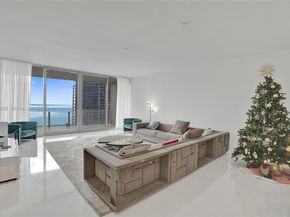 300 Biscayne Boulevard Way 3304C, Miami FL 33131