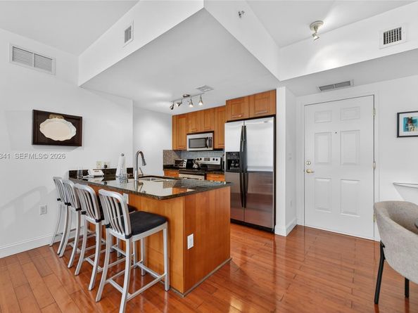 4100 Salzedo St 619, Coral Gables FL 33146