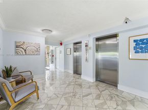 2000 NE 135th St PH, North Miami FL 33181