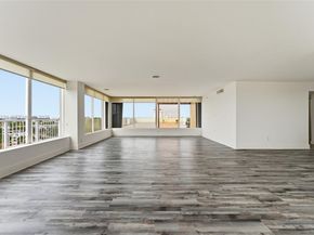 2000 NE 135th St PH, North Miami FL 33181