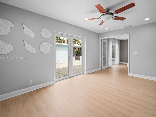 614 NE 10th Ave, Fort Lauderdale FL 33304