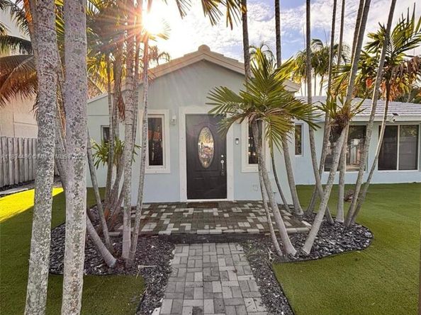 614 NE 10th Ave, Fort Lauderdale FL 33304