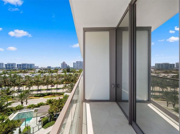 18975 Collins Ave 404, Sunny Isles Beach FL 33160