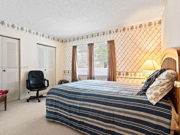 1101 NW 162nd Ave, Pembroke Pines FL 33028