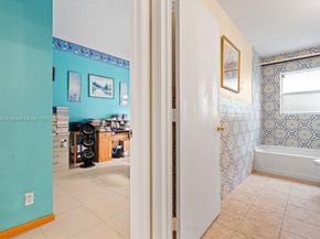 1101 NW 162nd Ave, Pembroke Pines FL 33028