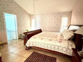 1101 NW 162nd Ave, Pembroke Pines FL 33028