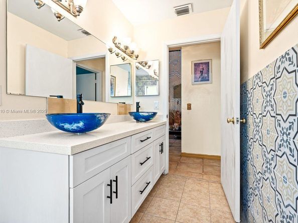 1101 NW 162nd Ave, Pembroke Pines FL 33028