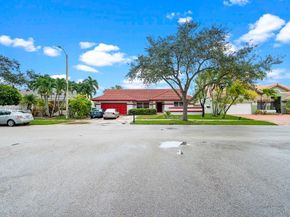 1101 NW 162nd Ave, Pembroke Pines FL 33028