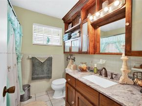 1214 Polk St, Hollywood FL 33019
