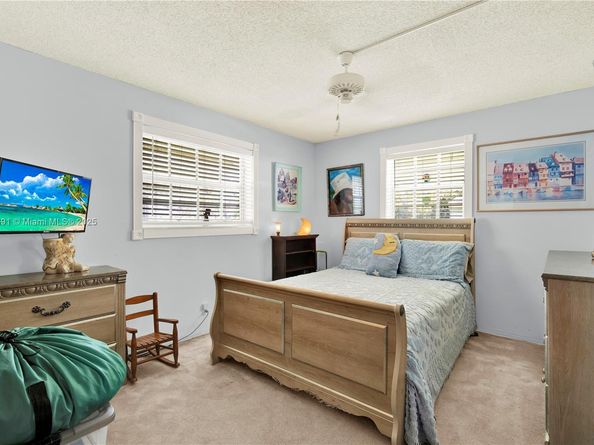 1214 Polk St, Hollywood FL 33019