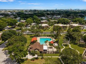 7124 71st Way, West Palm Beach FL 33407