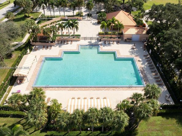 7124 71st Way, West Palm Beach FL 33407