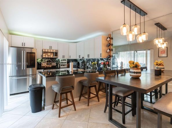 7124 71st Way, West Palm Beach FL 33407