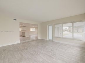610 N 31st Ct, Hollywood FL 33021