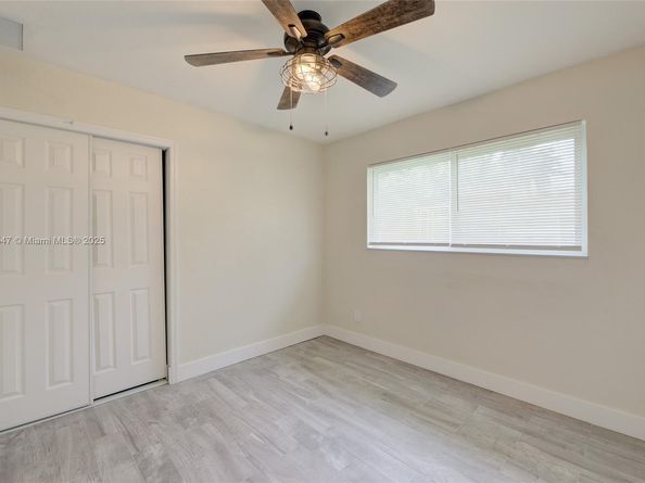 610 N 31st Ct, Hollywood FL 33021