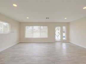 610 N 31st Ct, Hollywood FL 33021