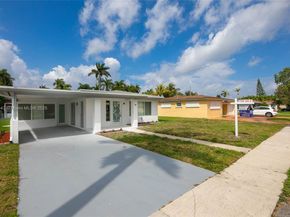 610 N 31st Ct, Hollywood FL 33021