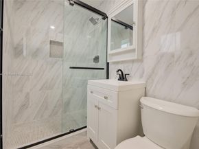 610 N 31st Ct, Hollywood FL 33021