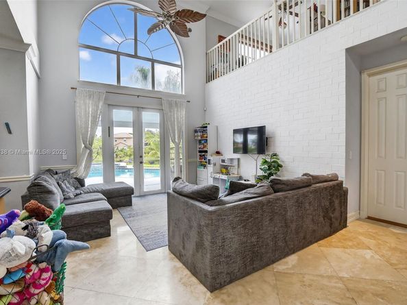 18551 NW 14th St, Pembroke Pines FL 33029