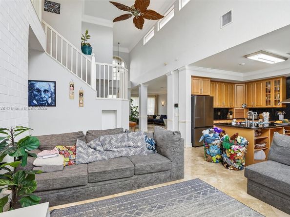 18551 NW 14th St, Pembroke Pines FL 33029