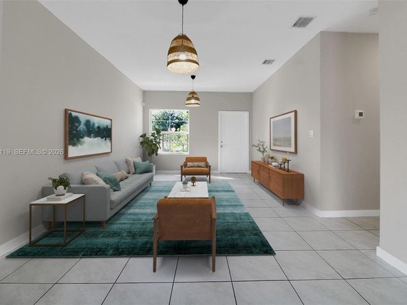 552 NE 5th Way, Florida City FL 33034