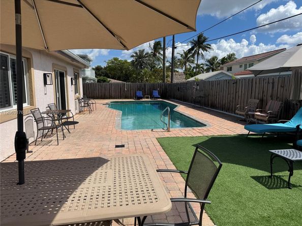 1660 NE 25th Ave, Pompano Beach FL 33062