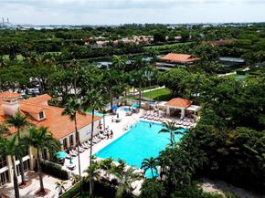 10564 NW 57th St, Doral FL 33178