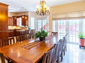 10564 NW 57th St, Doral FL 33178